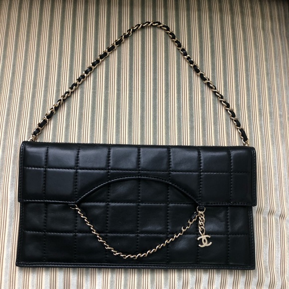 CHANEL Clutch - Picture 3 of 14